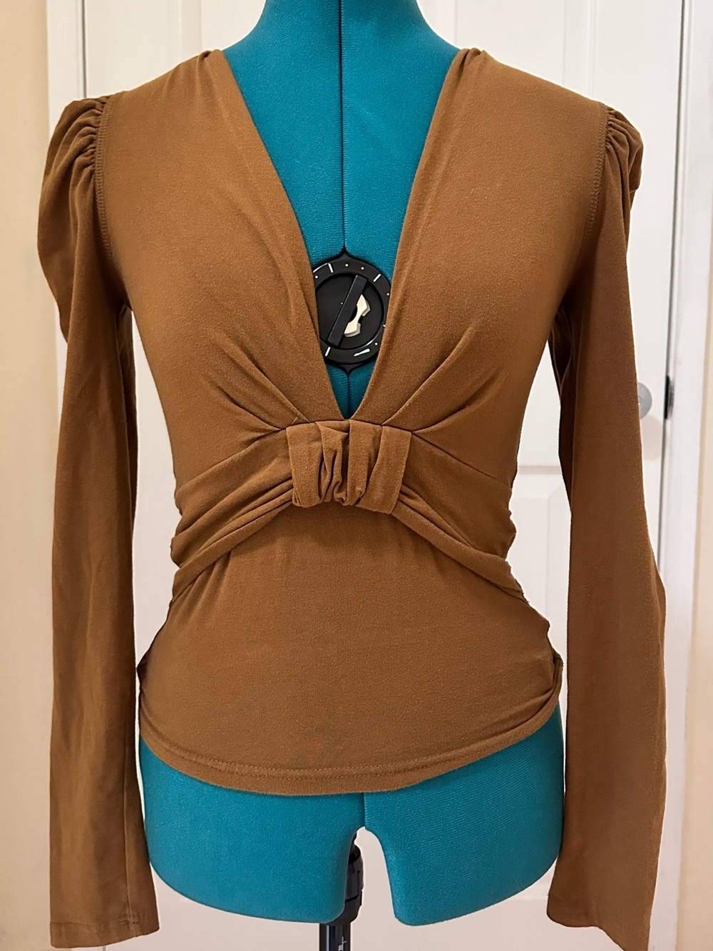 Free People Sz XXS Layer It On Me Chest-Knot V-Neck Puff Long Sleeve Brown Top